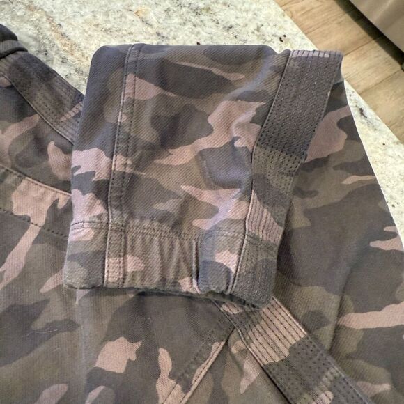 Athleta Camo size 0 Stretch Farallon Joggers - Picture 5 of 6
